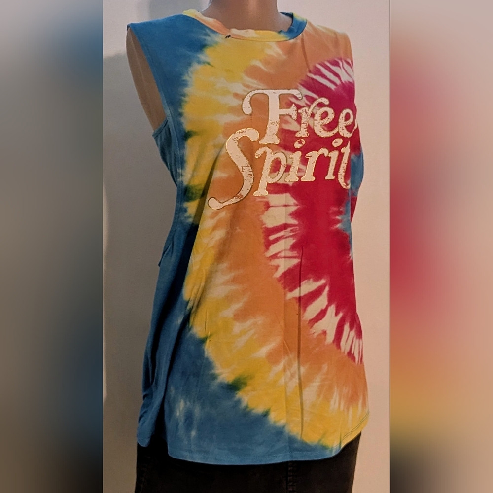 No Boundaries, Women Tie Dye Free Spirit Tank Size XXL Multicolor Sleeveless set